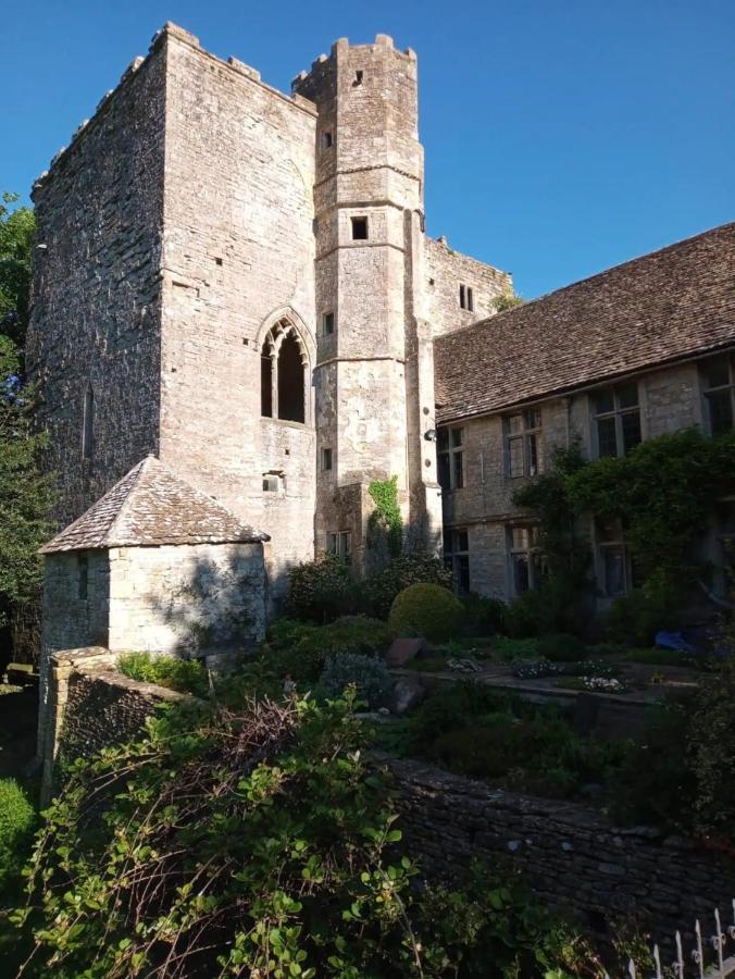 No 24 Beverston Castle Villa Tetbury Exterior photo